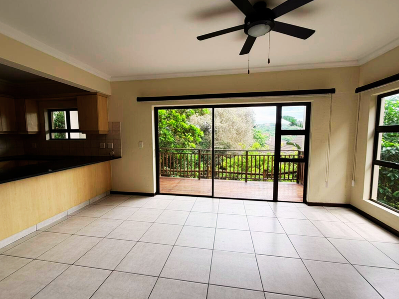 Stylish 3-Bedroom Home in Sought-After Seaward Estates, Ballito - Photo 2