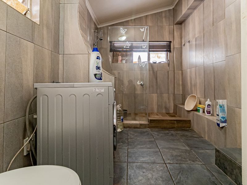 Rarely Available Zoned Land With Existing Improvements. - Photo 7