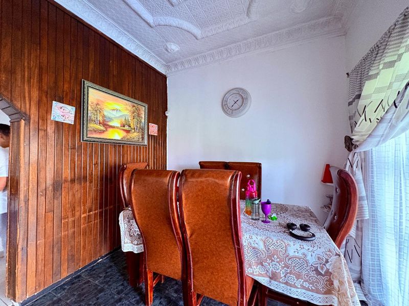 Three bedroom home for sale in Brenthurst Brakpan - Photo 4