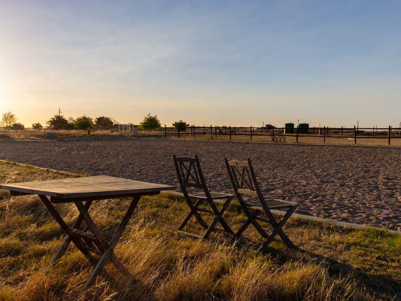 EQUESTRIAN ESTATE AT THE FOOTHILLS OF PAARL ROCK MOUNTAIN - Photo 9
