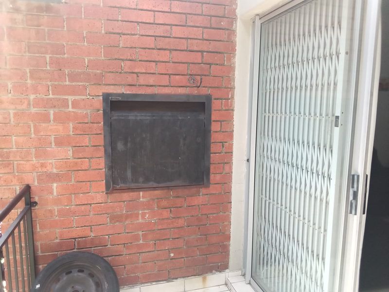 Apartment For Sale In Randburg - Photo 7