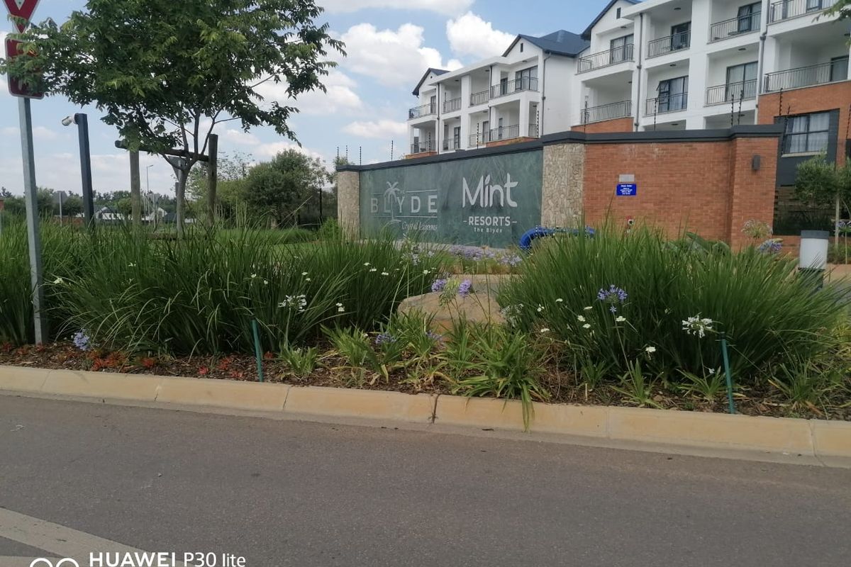 Apartment Rental Monthly In Pretoria - Photo 3