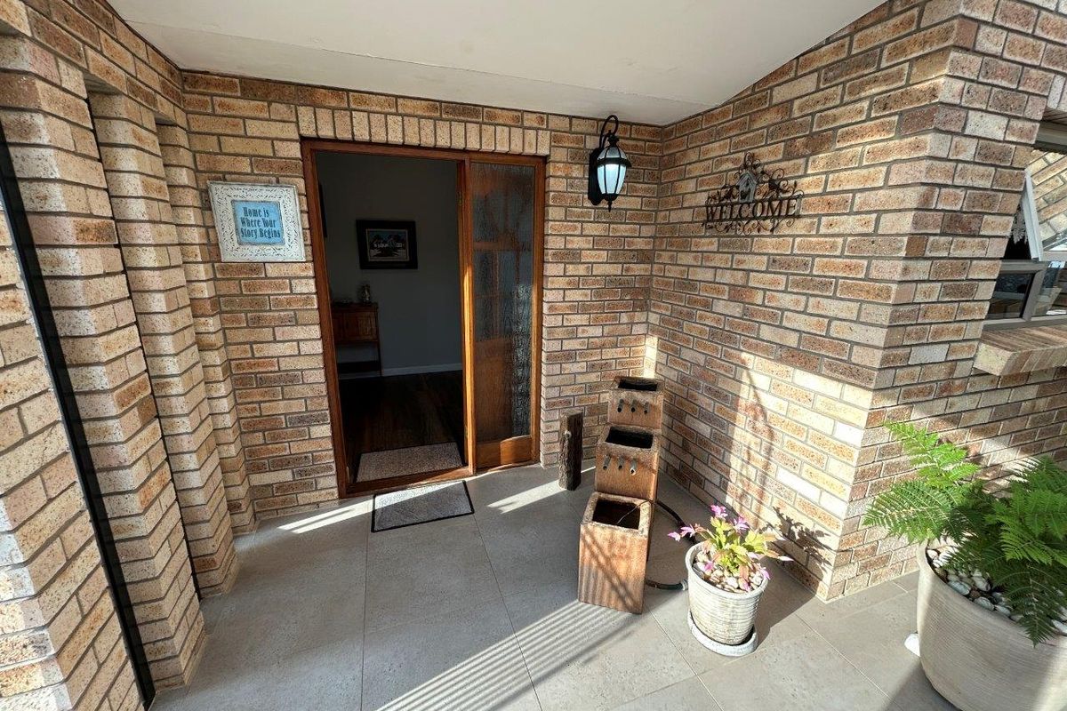 STUNNING 3 BEDROOM HOUSE WITH BREATHTAKING SEA VIEWS TOTALLY OFF THE GRID IF NEEDED - Photo 5