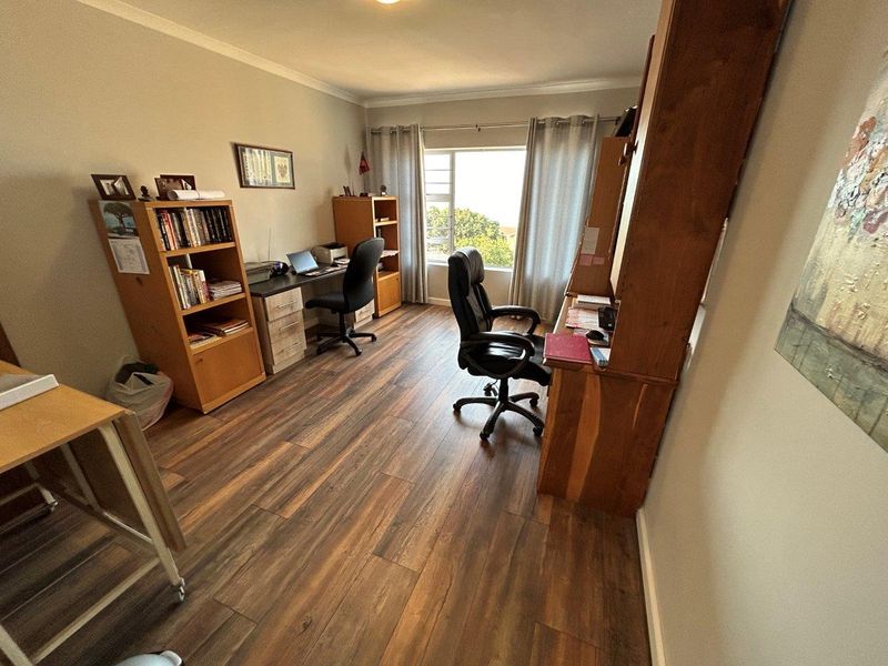 STUNNING 3 BEDROOM HOUSE WITH BREATHTAKING SEA VIEWS TOTALLY OFF THE GRID IF NEEDED - Photo 9