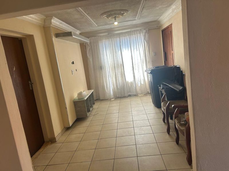 Beautiful 3-Bedroom Home for Sale in Mahube Valley, Mamelodi East - Photo 8