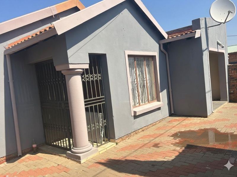 Beautiful 3-Bedroom Home for Sale in Mahube Valley, Mamelodi East - Photo 3