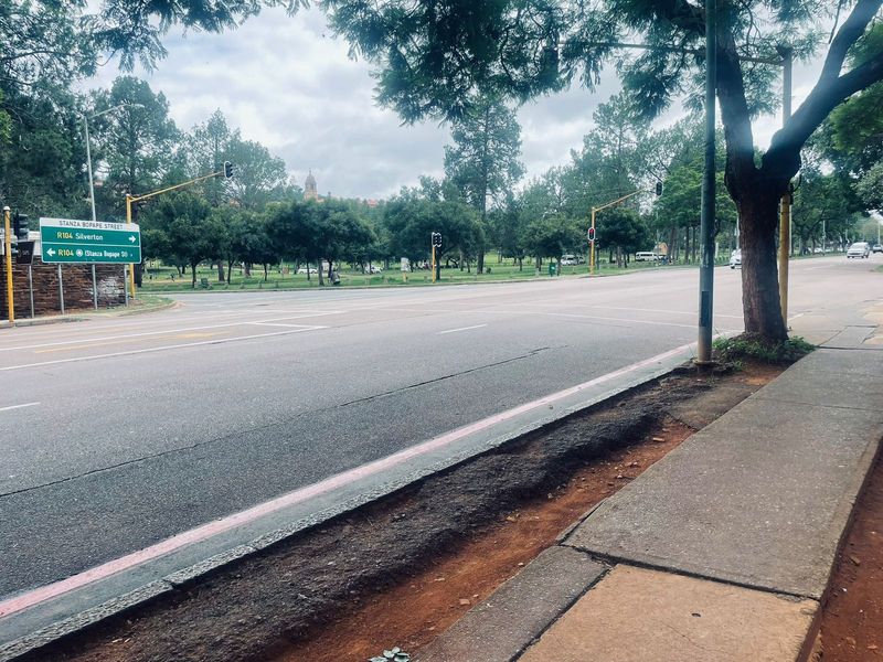 SOLE AND EXCUSIVE MANDATE Beautiful 2-Bedroom Flat in Arcadia - Photo 3