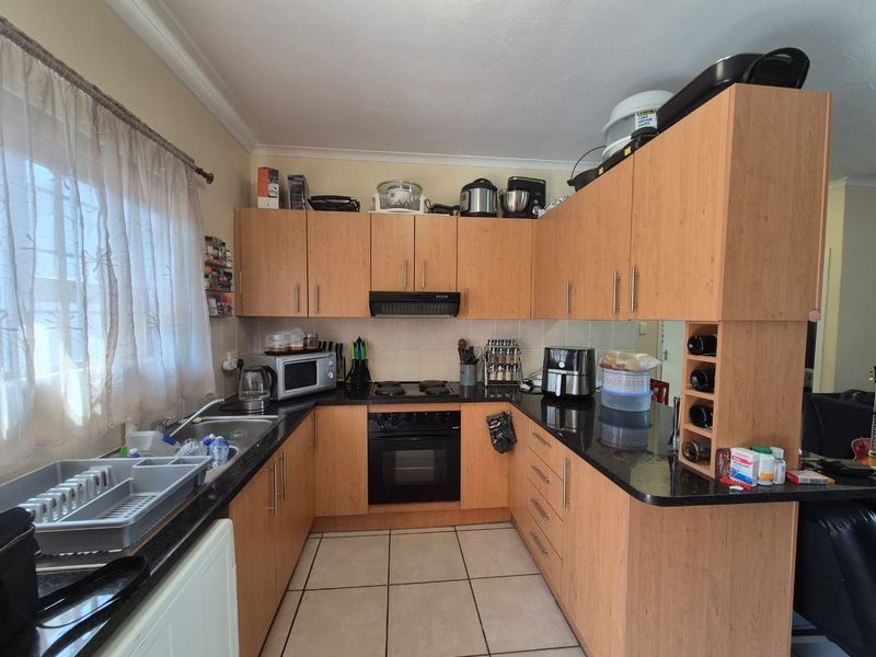 Apartment For Sale In Hartenbos - Photo 3