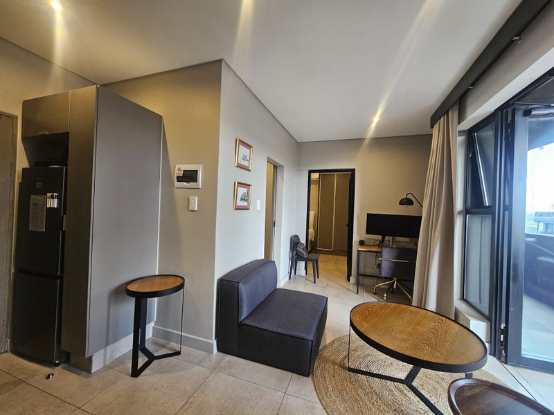 Modern 1-Bedroom Apartment with Skyline Views in the Heart of Sandton - Photo 6