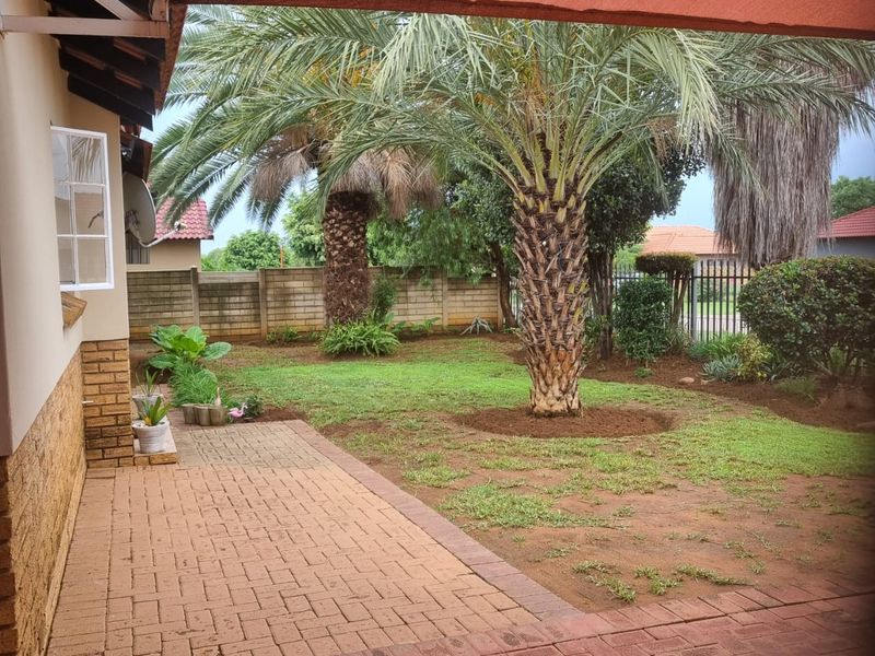 House for sale in Mooinooi! - Photo 9