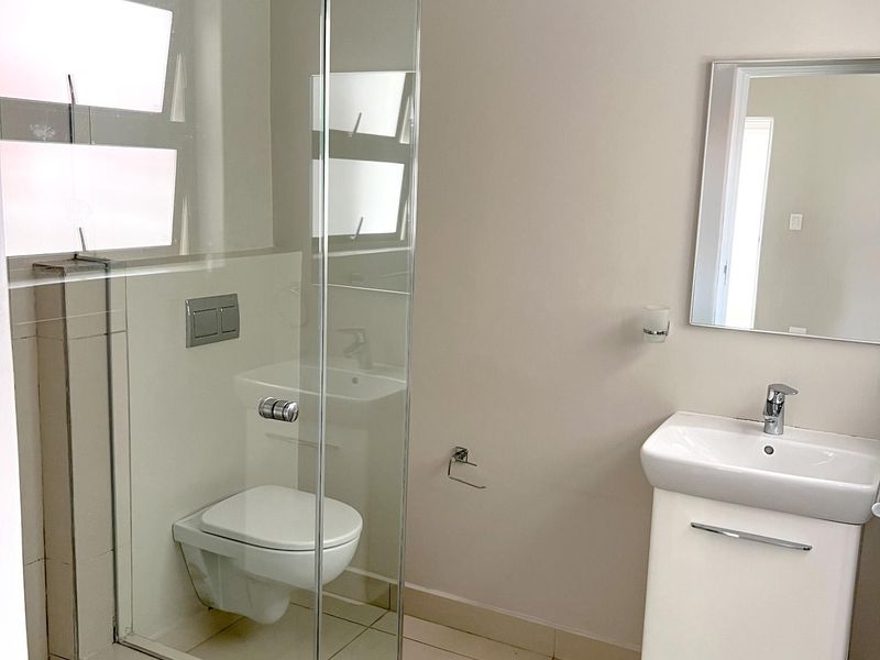 Chic Urban Living in the Heart of Umhlanga Ridge in Ridge Town Central - Photo 10