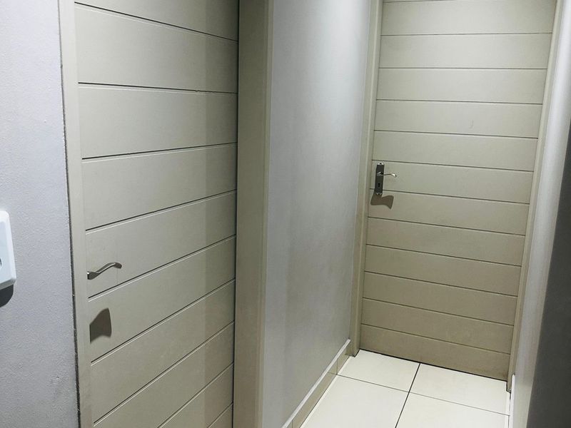 Townhouse Rental Monthly In Witbank - Photo 6