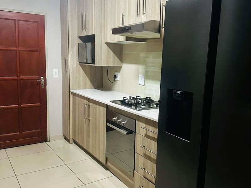 Townhouse Rental Monthly In Witbank - Photo 2