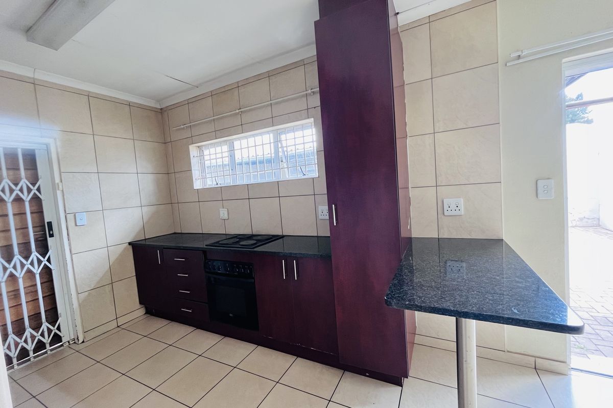 House Rental Monthly In Witbank - Photo 2