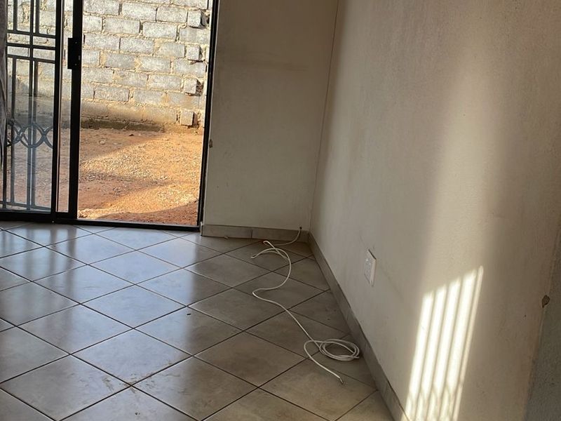 House Rental Monthly In Witbank - Photo 3