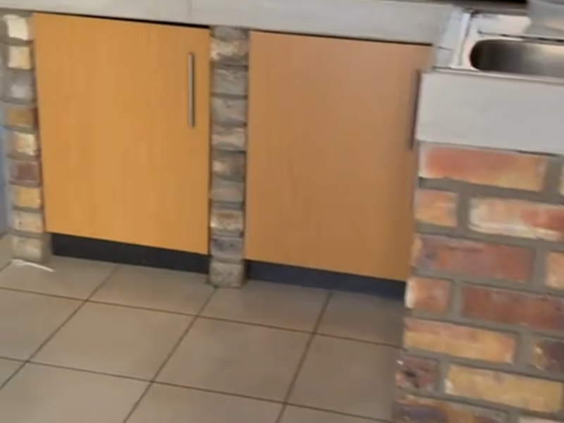 Apartment Rental Monthly In Witbank - Photo 3