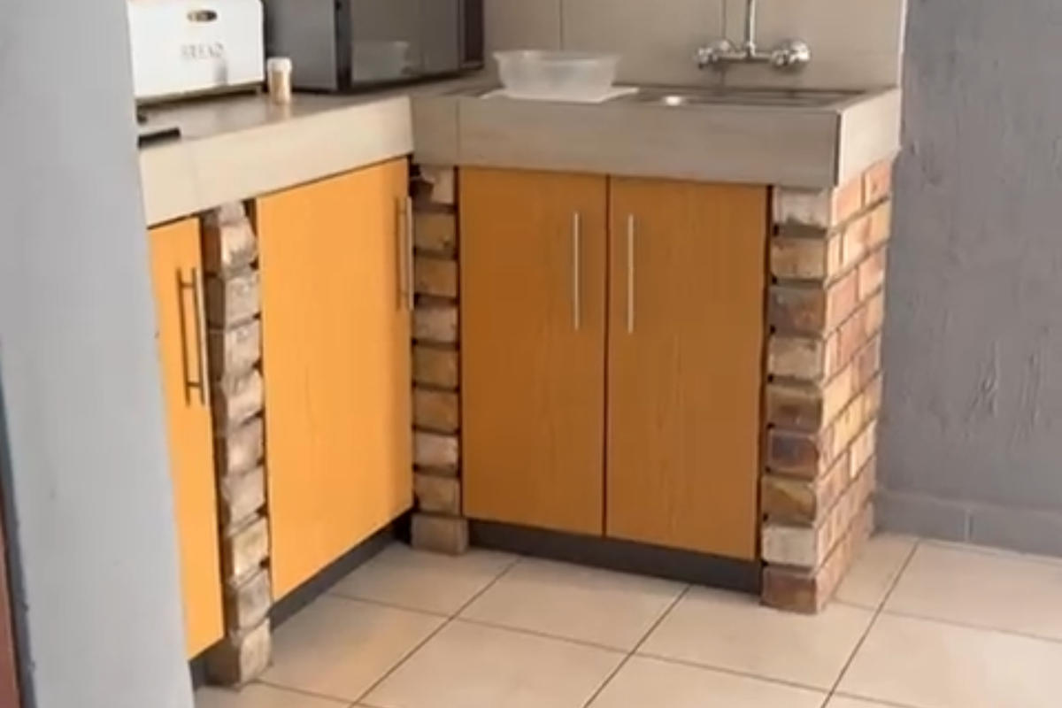 Apartment Rental Monthly In Witbank - Photo 2