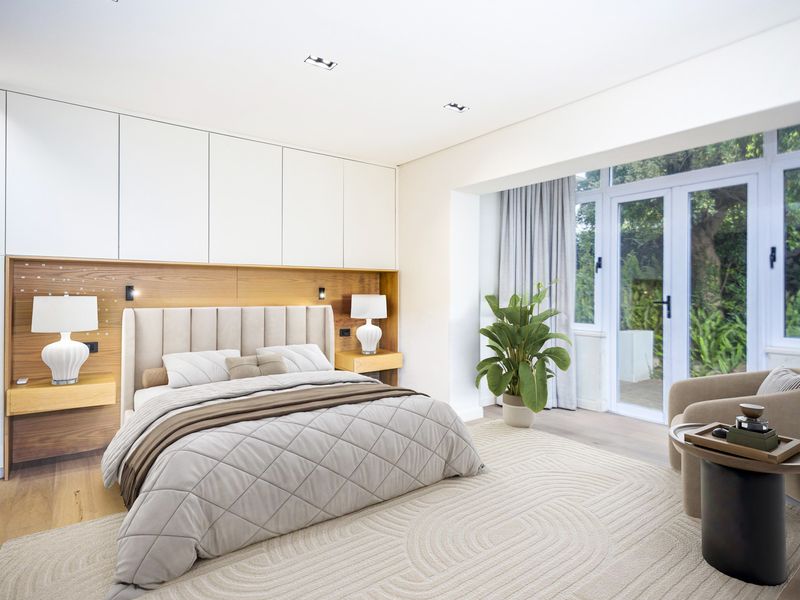 Newly Renovated Two Bedroom ground floor apartment with a Garage in the Heart of Rondebosch - Photo 2