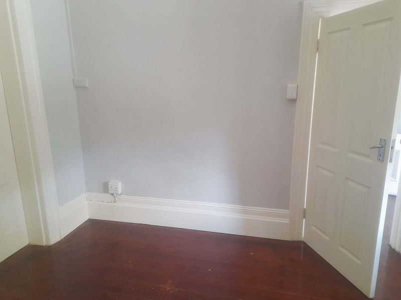 CENTRAL ROOM IN HOUSE FOR RENT - Photo 5