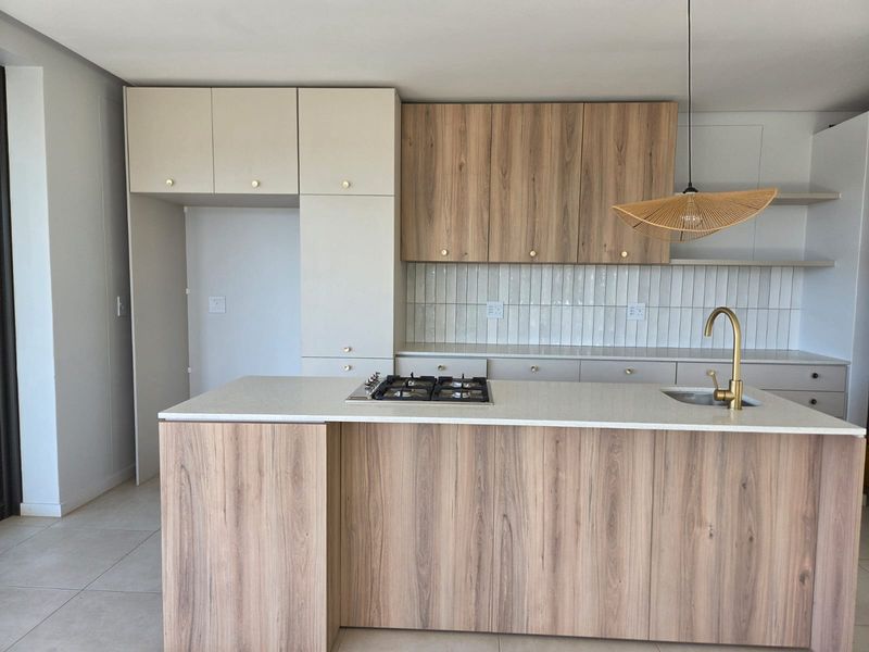 4-Bedroom Luxury Coastal Home in Zululami - Photo 4