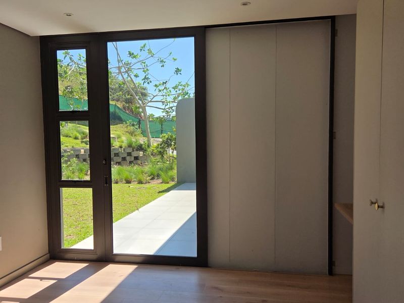 4-Bedroom Luxury Coastal Home in Zululami - Photo 10