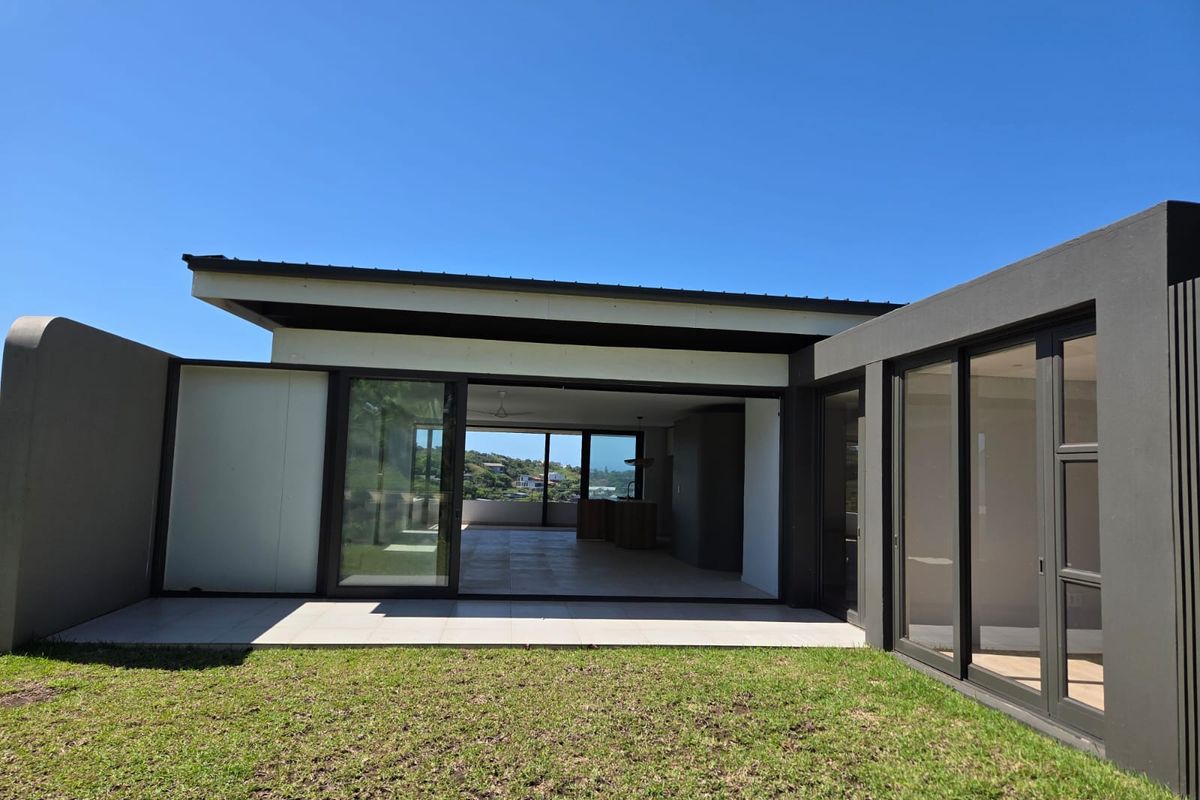 4-Bedroom Luxury Coastal Home in Zululami - Photo 3