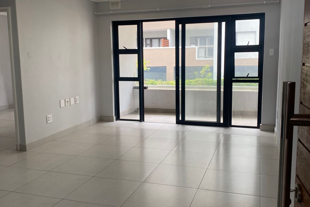 Spacious 2-Bed, 2-Bath with Modern Comforts - Photo 4