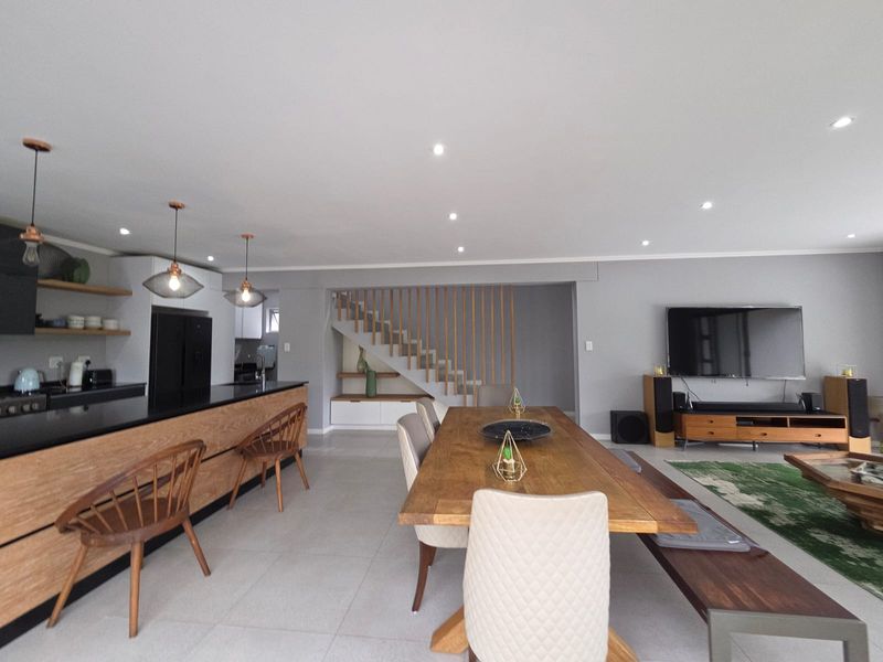 Modern Freestanding 3-Bedroom Home in Palm Lakes Estate - Photo 6