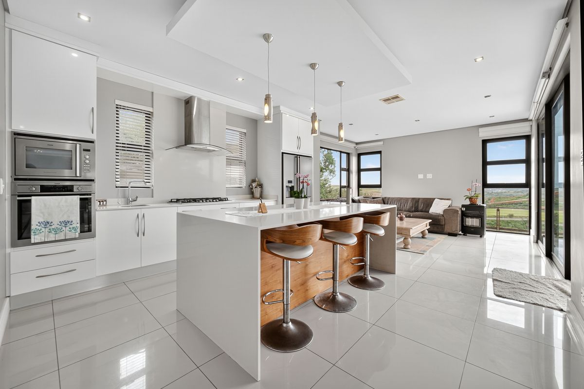 Luxurious Family Retreat in Zimbali Estate 4bedrooms all en-suite - Photo 5