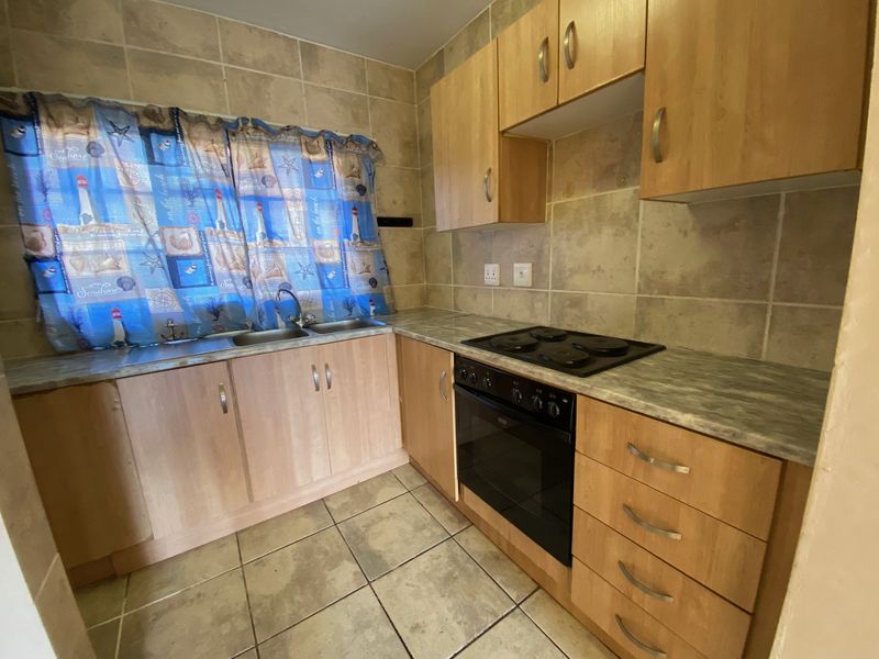2 BEDROOM APARTMENT TO LET - Photo 5