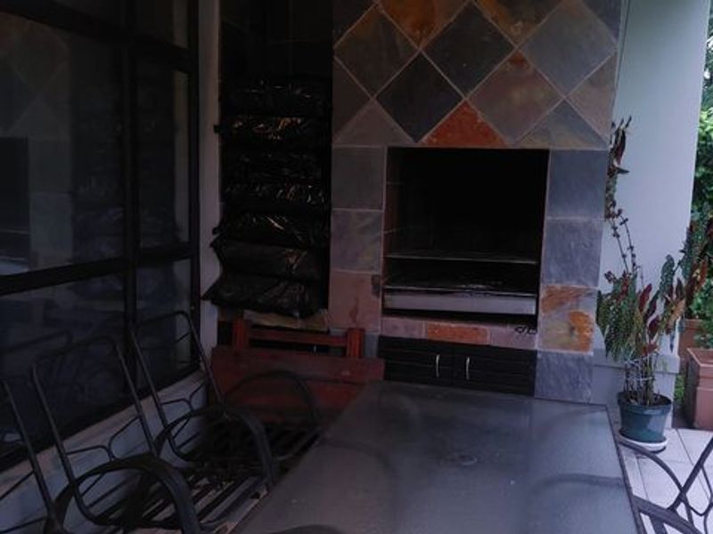 Retirement Village - Photo 8