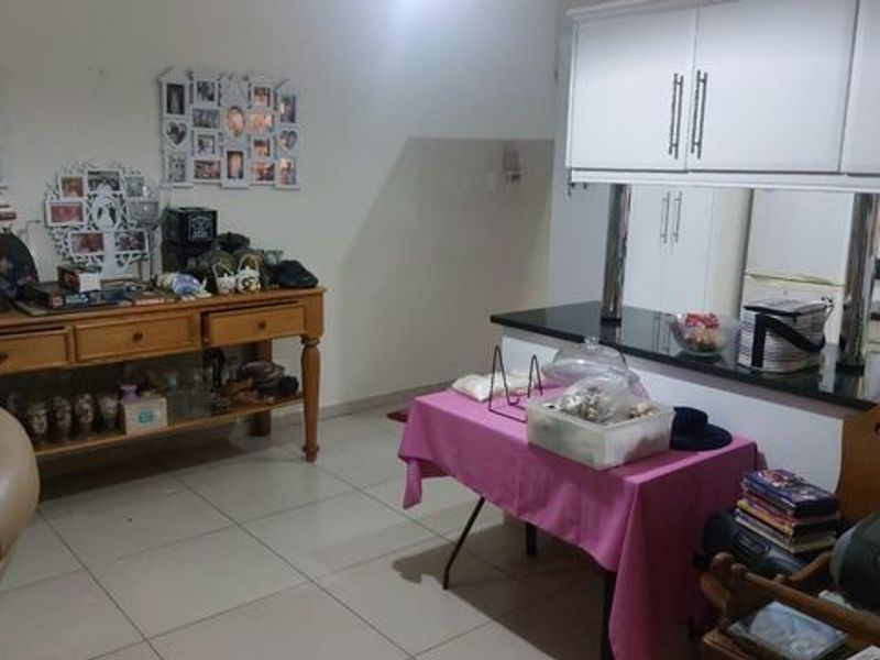 Retirement Village - Photo 4