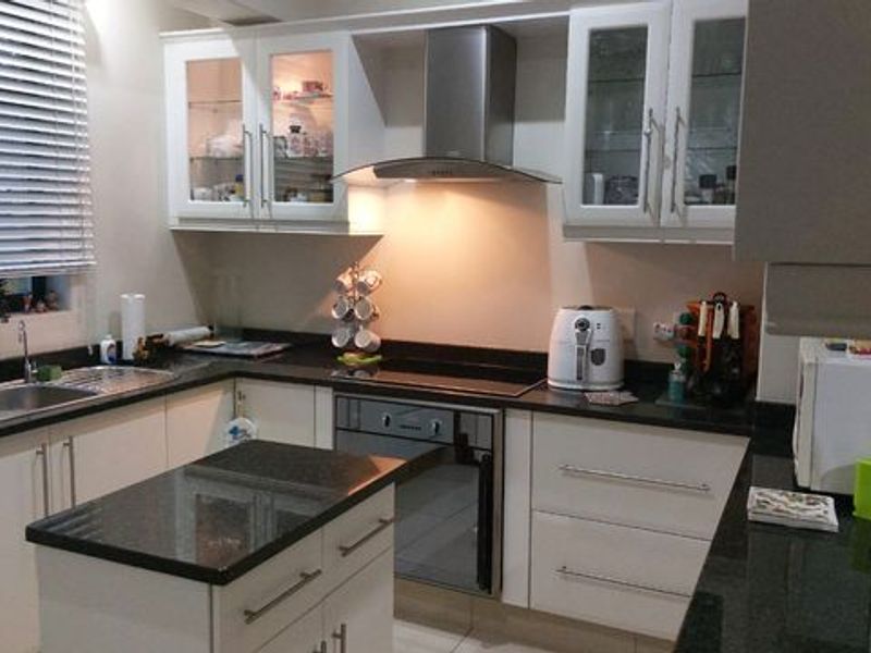 Retirement Village - Photo 5