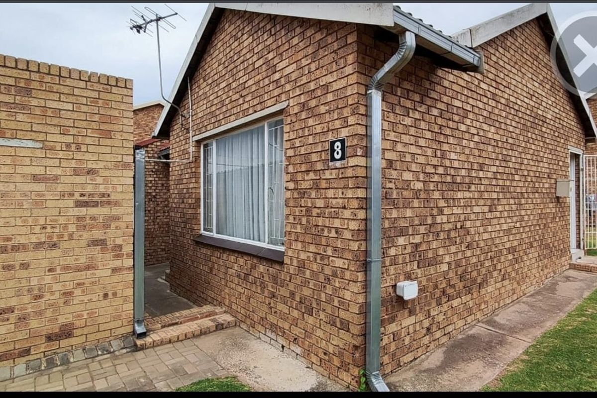 Stunning 2-Bedroom Unit in Secure Estate - Terenure-  Perfect Blend of Convenience and Security - Photo 3