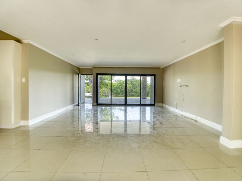 Stunning 4-Bedroom Home for Sale in Palm Lakes Estate - Photo 8