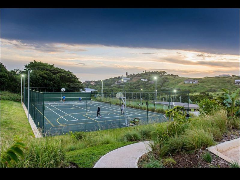 Modern Luxury 5-Bedroom Home with PJ Lounge & Swimming Pool - Photo 10