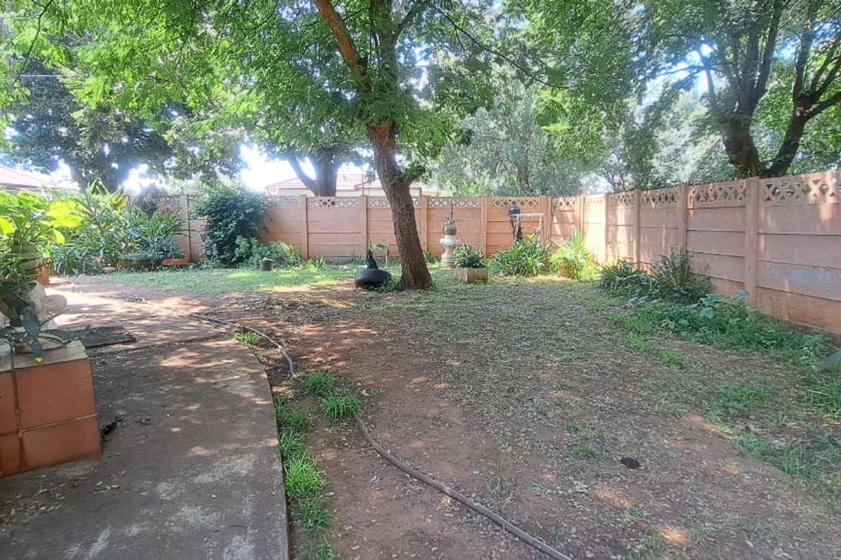 Charming Home with Endless Potential and Income Opportunity! - Photo 3