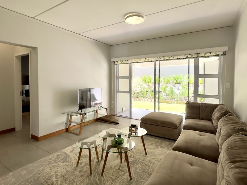 Fully Furnished 2-Bedroom Garden Apartment – Bryanston - Available Immediately - Photo 10