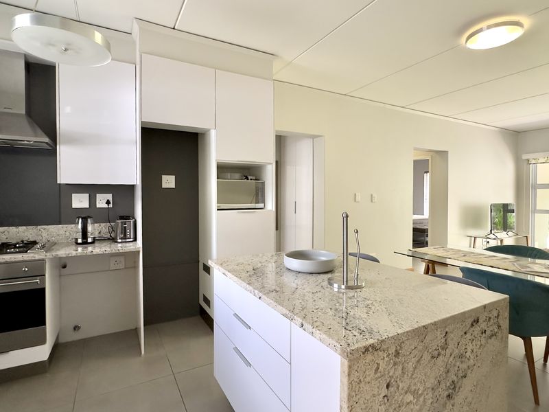 Fully Furnished 2-Bedroom Garden Apartment – Bryanston - Available Immediately - Photo 4