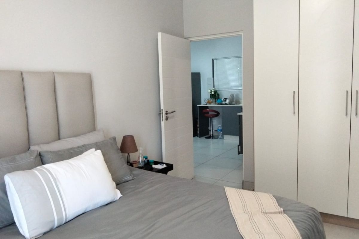 Modern 2BED TO LET - Photo 5