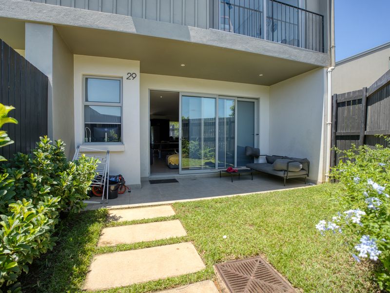 Stunning 3-Bedroom Townhouse in Zululami Estate - Photo 2