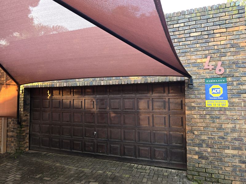 Stunning 4-Bedroom Managerial Property For Sale – Mooinooi - Photo 4