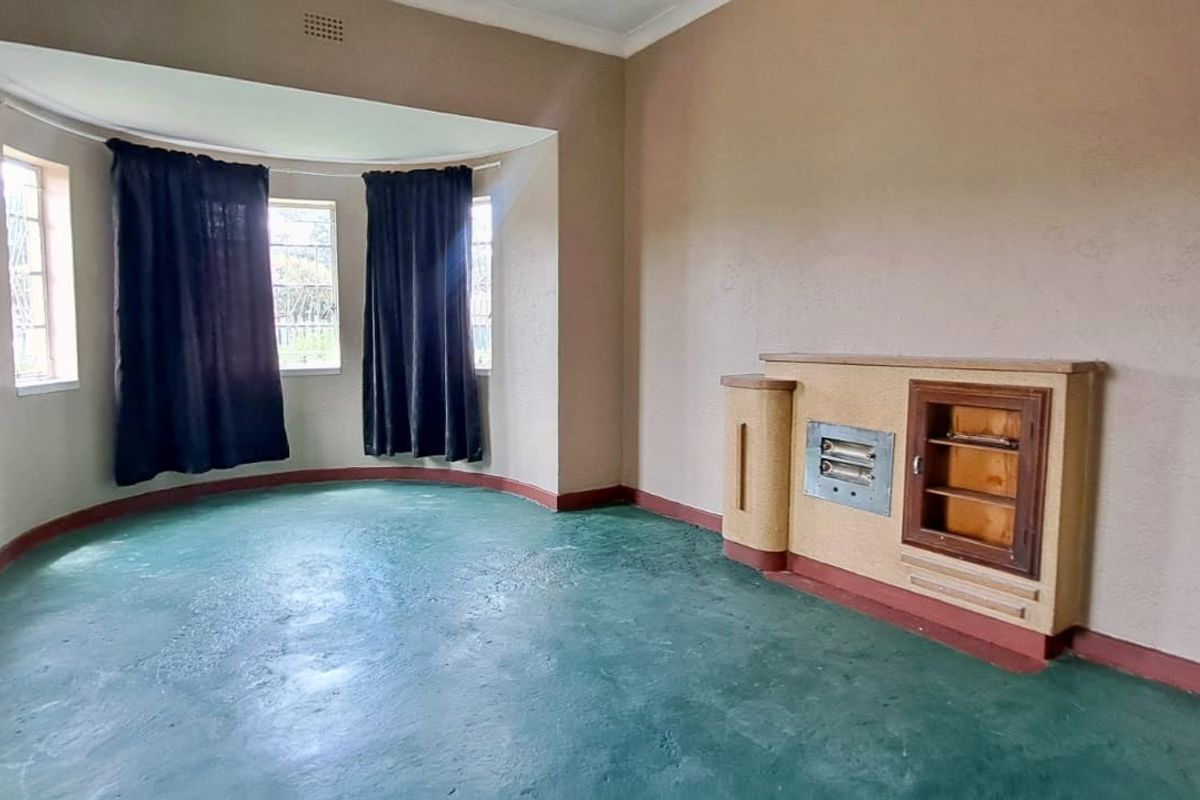 Beautiful Family Home - Photo 4