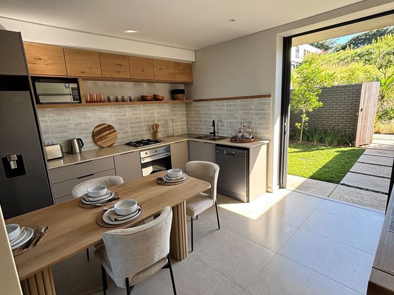 Spectacular Sea-View Apartment in Zululami Coastal Estate - Photo 4