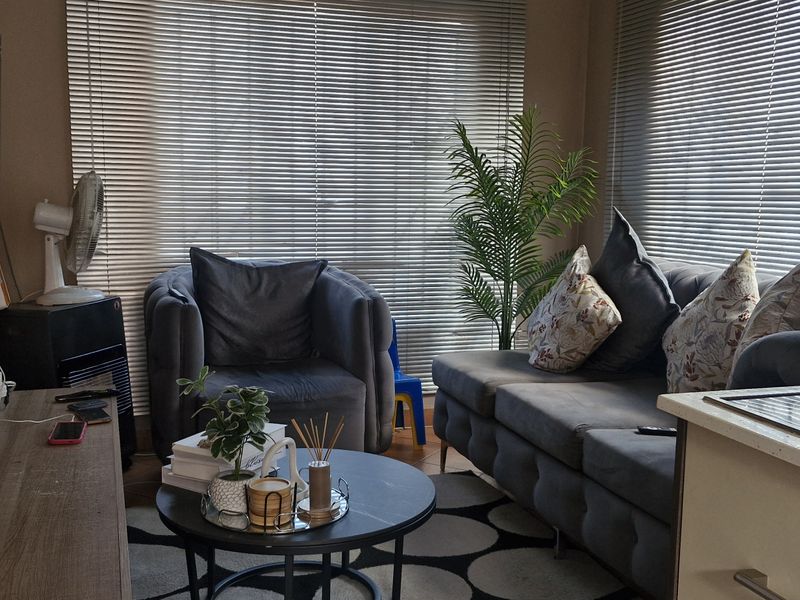 3 BEDROOM HOUSE FOR SALE IN MAHUBE VALLEY FOR R780  000 - Photo 9