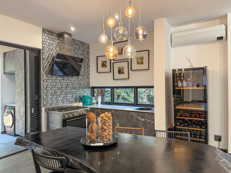 Luxury 5-Bedroom Holiday Home in Zimbali Estate - Photo 5