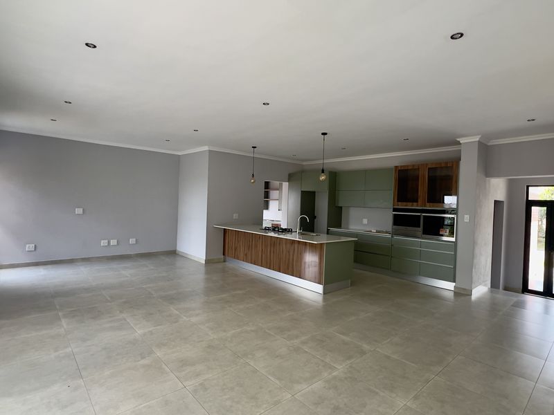 Brand New Modern Elegance with Stunning Nelspruit Views - Photo 9