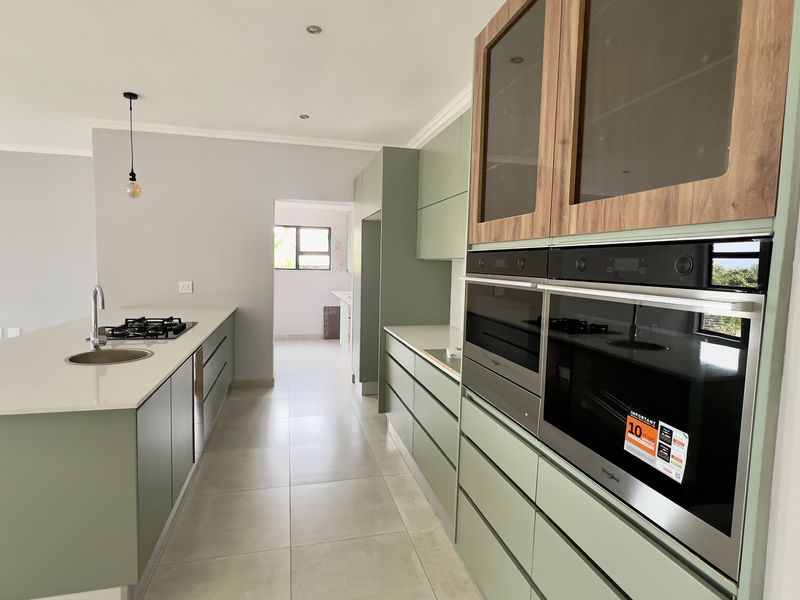 Brand New Modern Elegance with Stunning Nelspruit Views - Photo 6