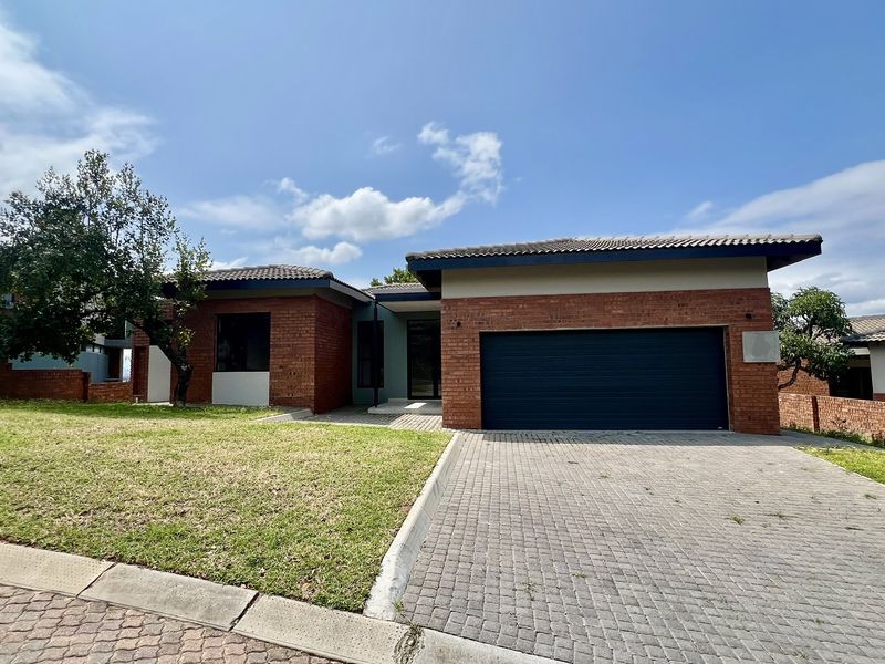 Brand New Modern Elegance with Stunning Nelspruit Views - Photo 2