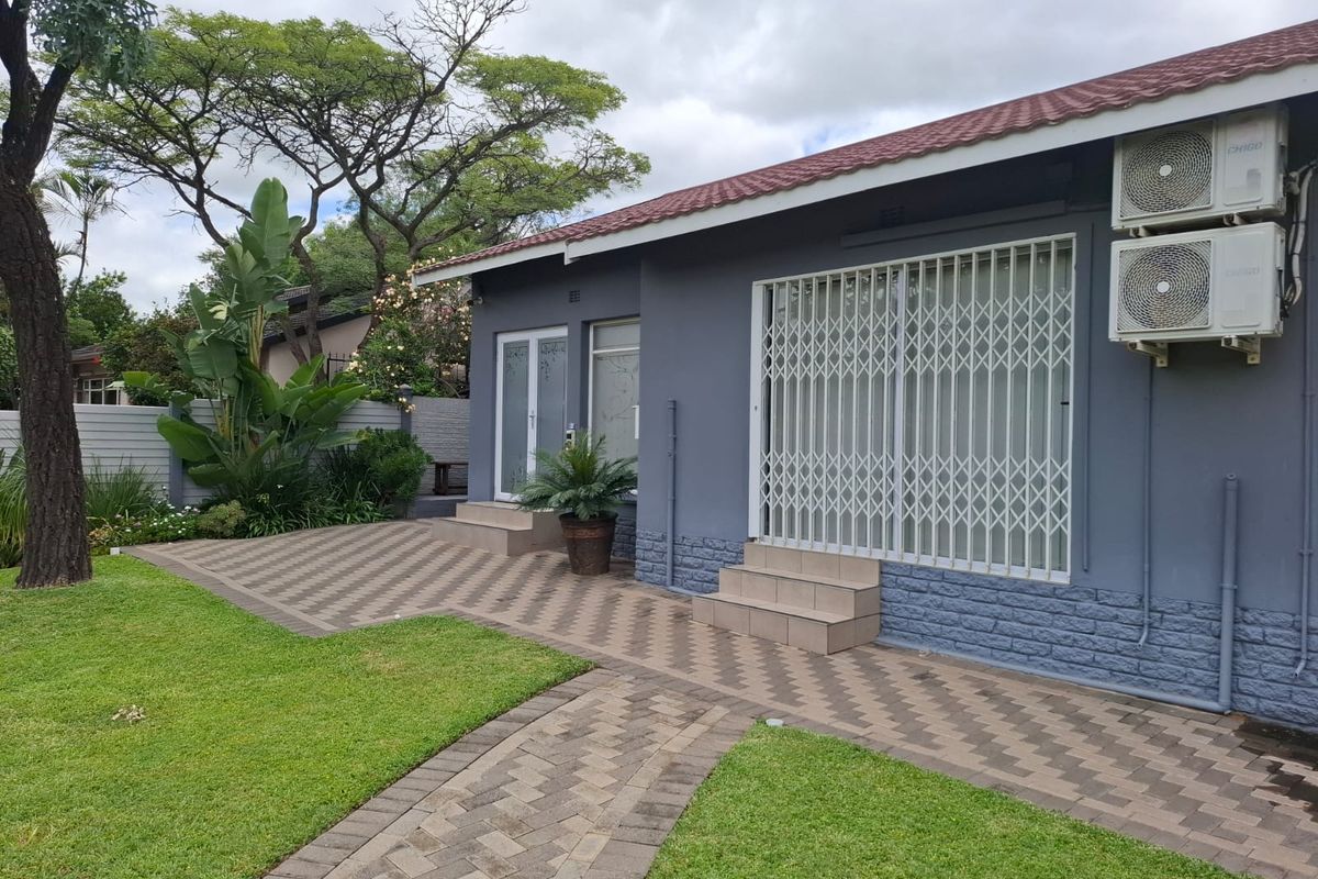 Business-Ready Property with Multiple Offices for sale in Safari Gardens, Rustenburg - Photo 3